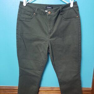 Women's Used Olive Green tapered leg size 14 d.jeans
